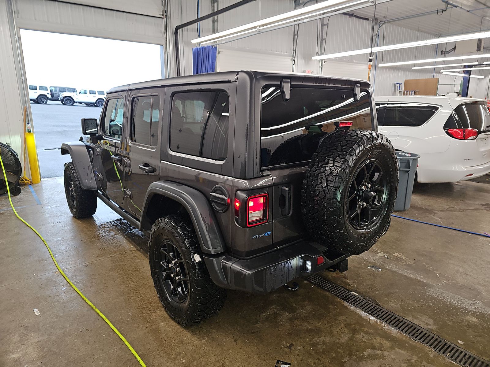 JEEP WRANGLER - 7