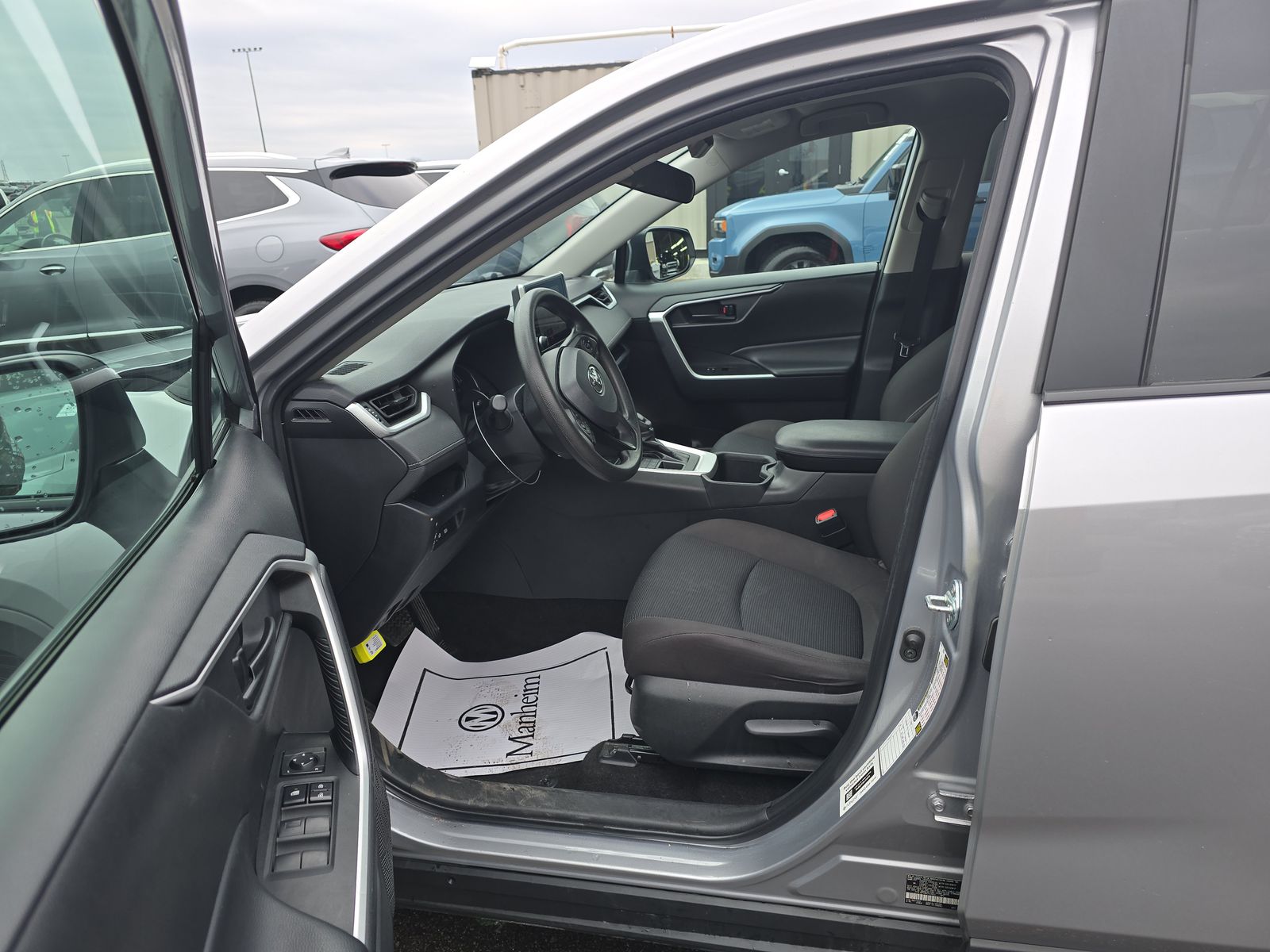 2024 Toyota RAV4 LE AWD