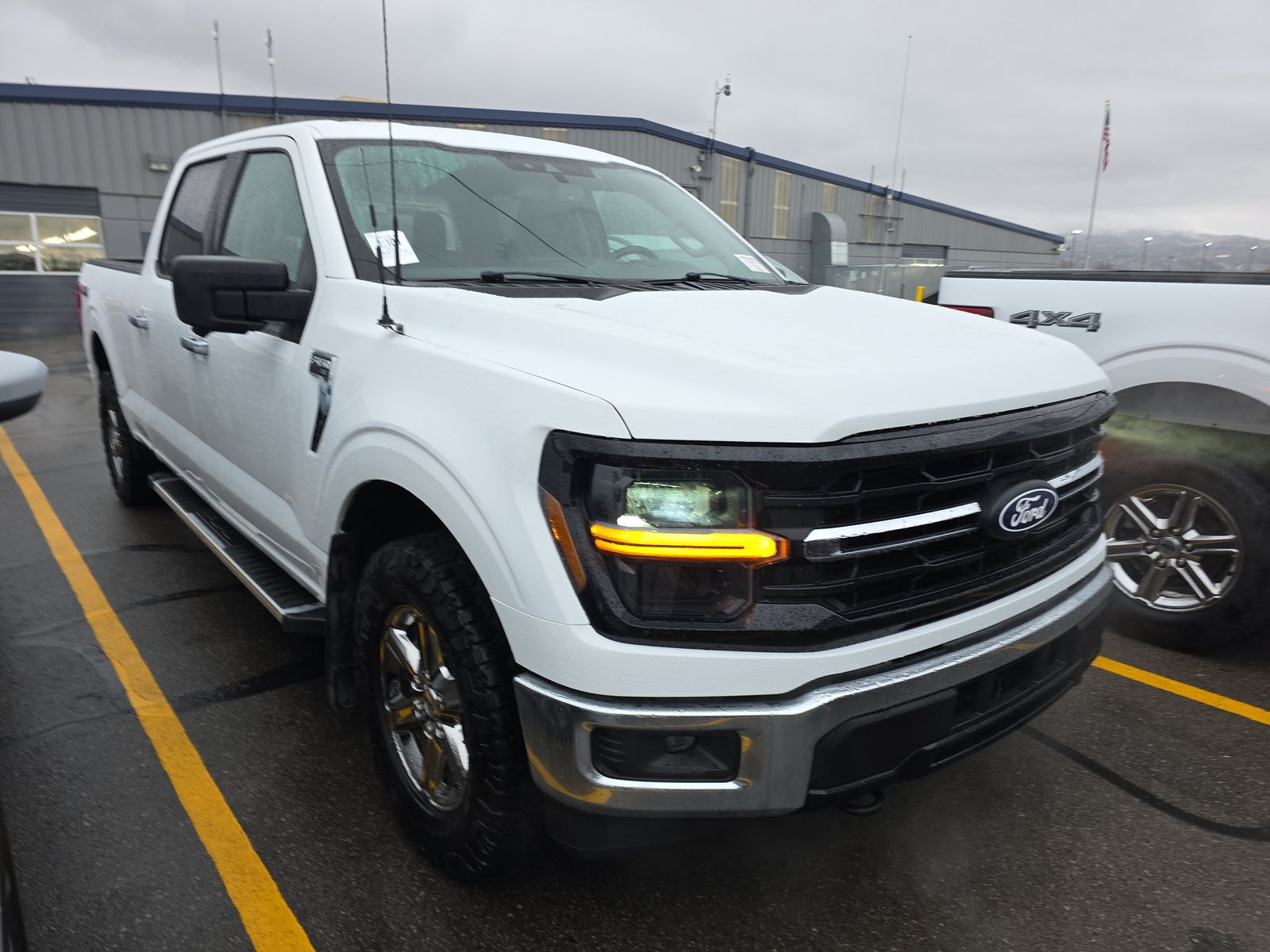 2024 Ford F-150 XLT AWD