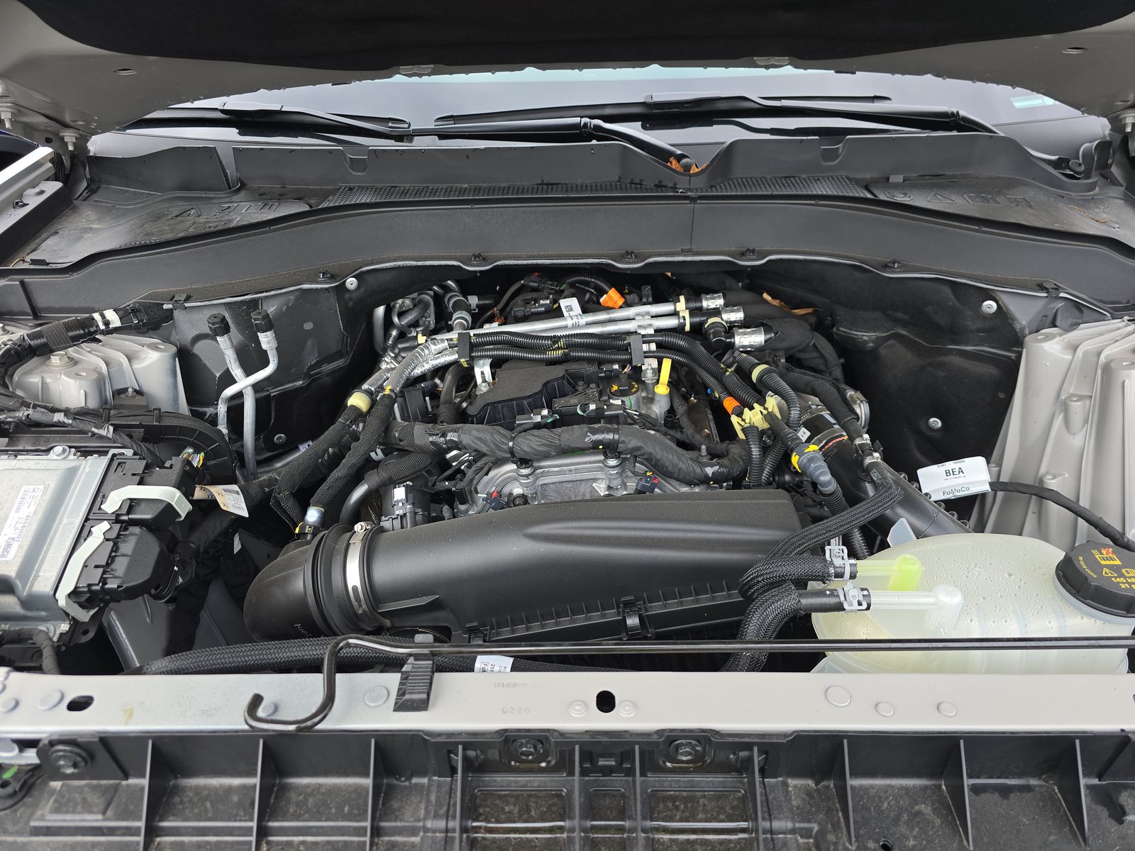 2025 Ford Explorer Active AWD