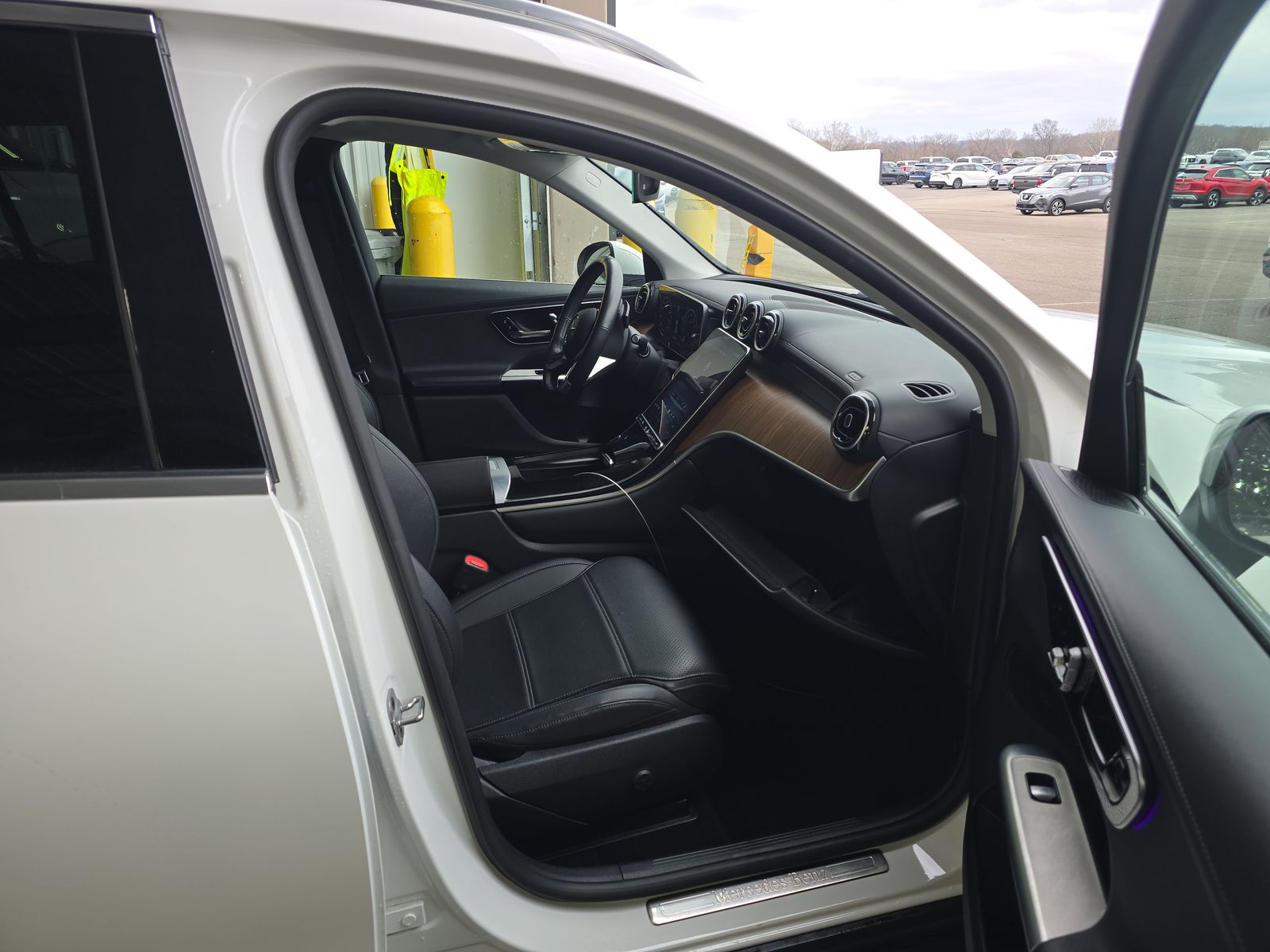 2024 Mercedes-Benz GLC GLC 300 RWD