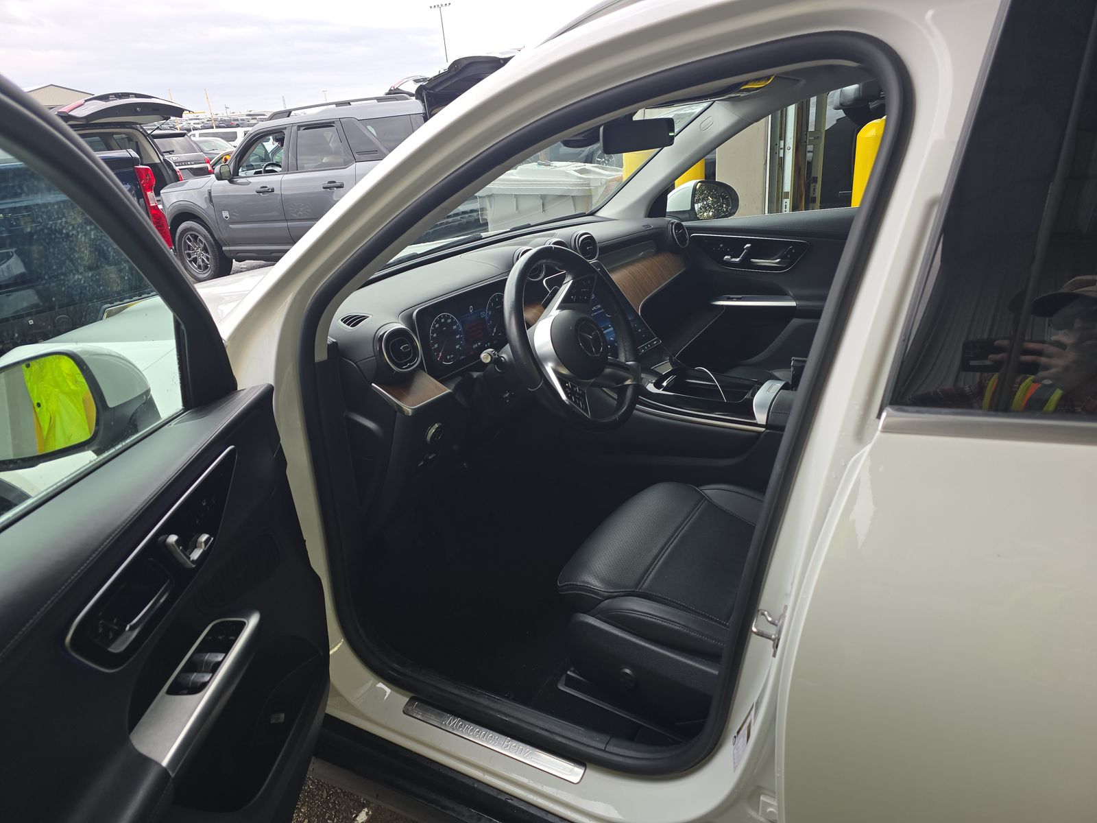 2024 Mercedes-Benz GLC GLC 300 RWD