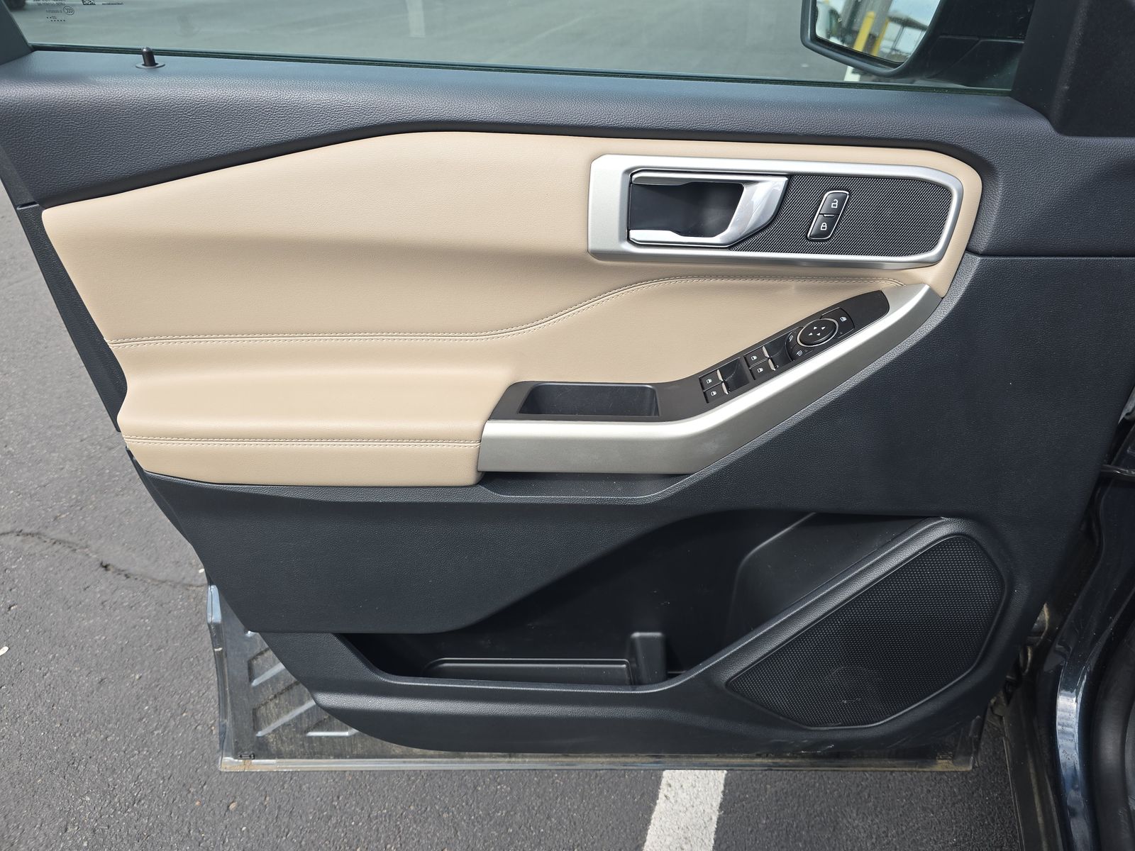 2023 Ford Explorer XLT FWD