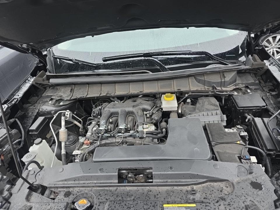 2025 Nissan Pathfinder SV FWD