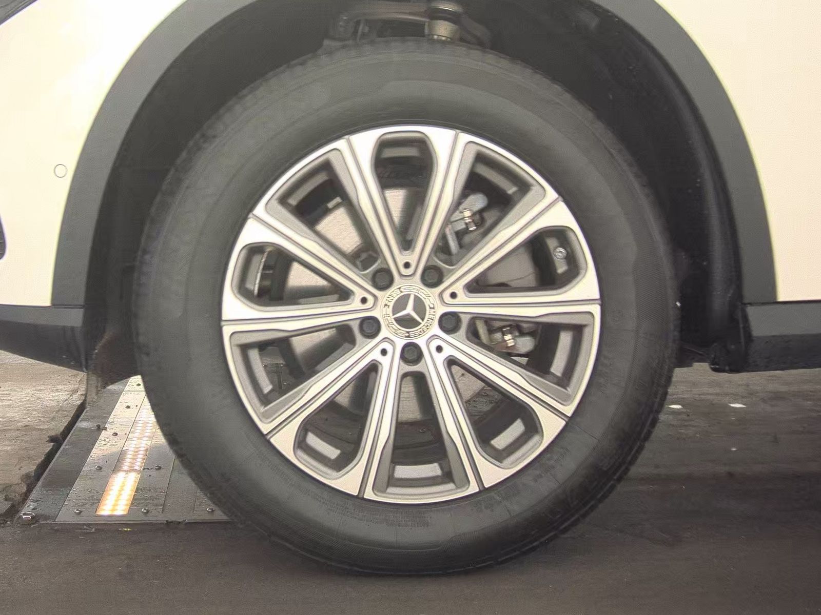 2024 Mercedes-Benz GLC GLC 300 RWD