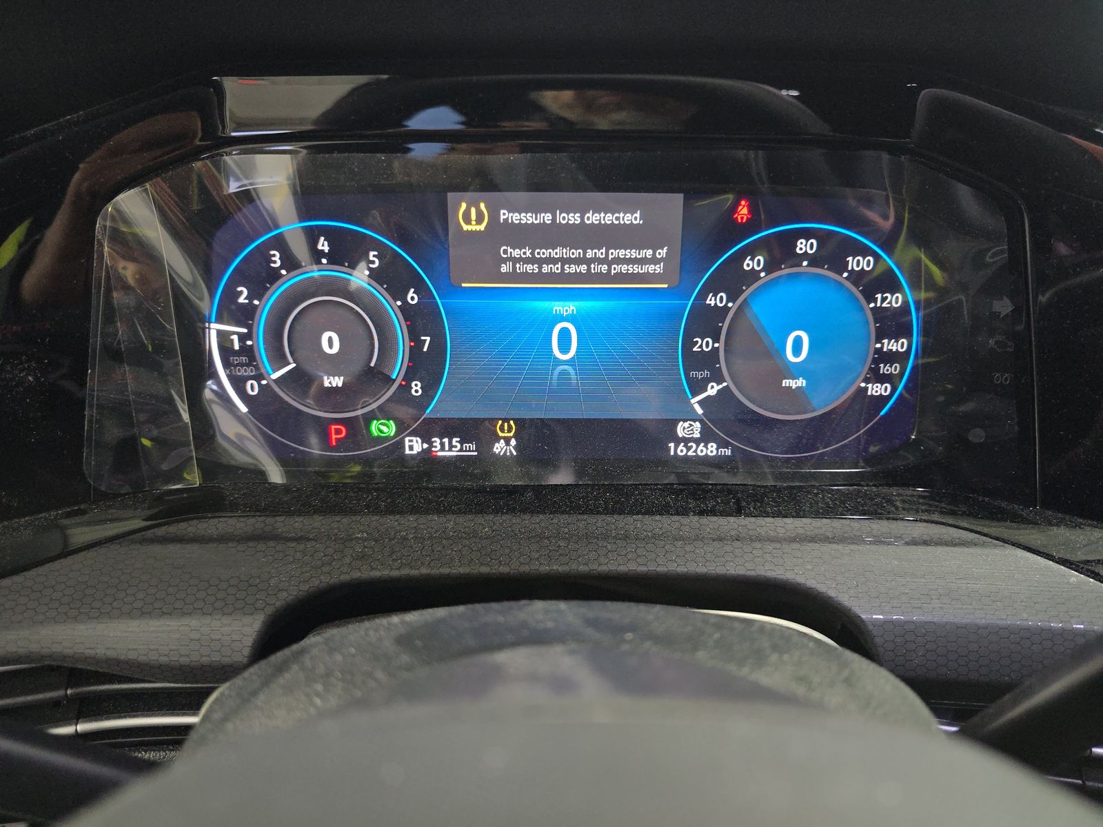 2024 Volkswagen Golf GTI 2.0T S FWD