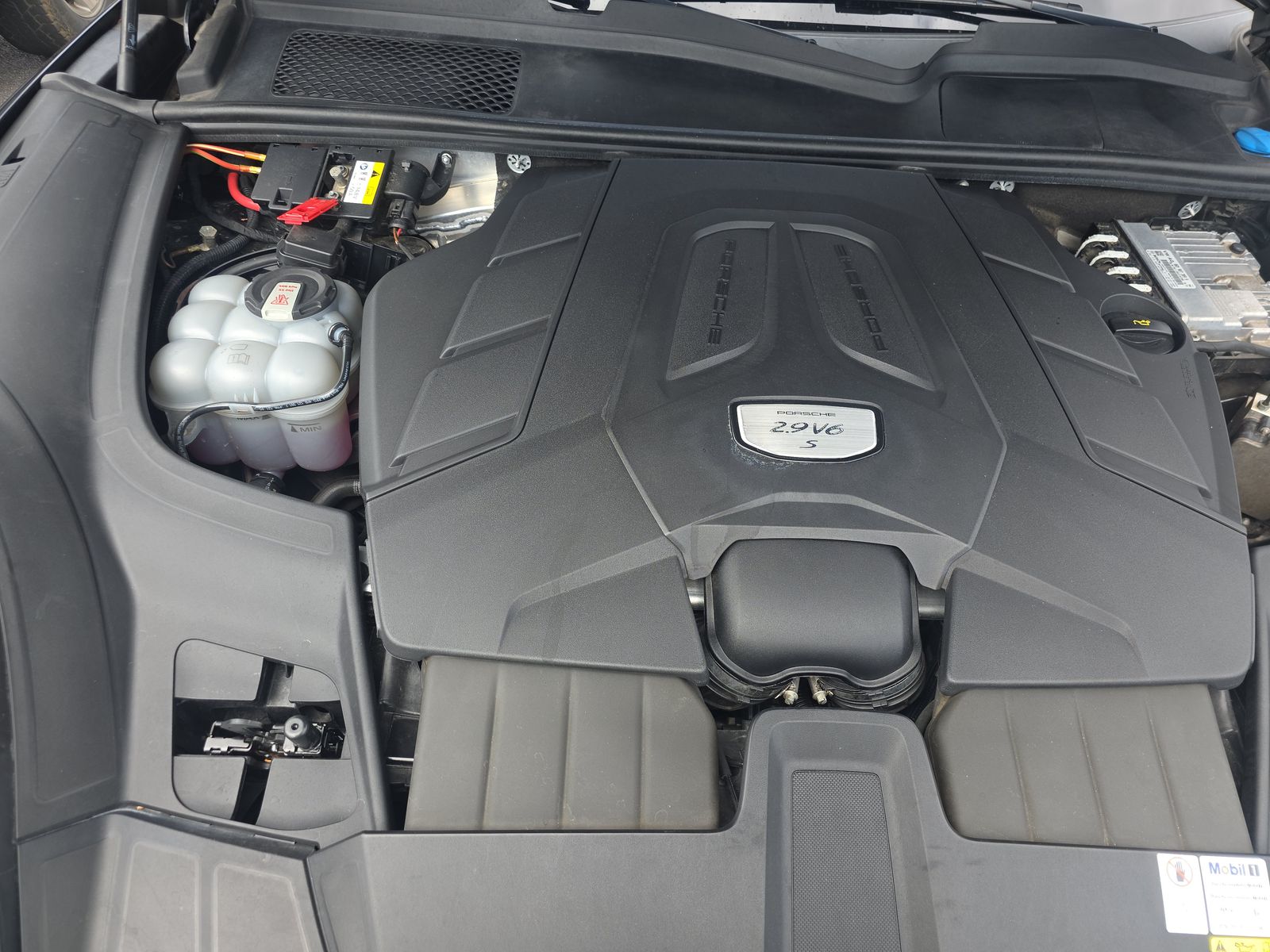 2022 Porsche Cayenne S AWD