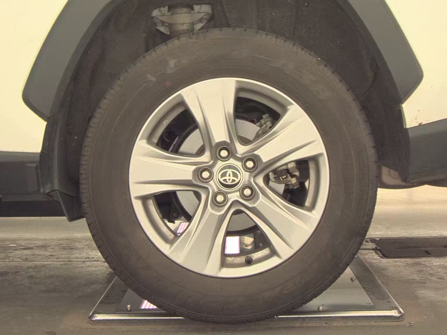 2024 Toyota RAV4 XLE AWD