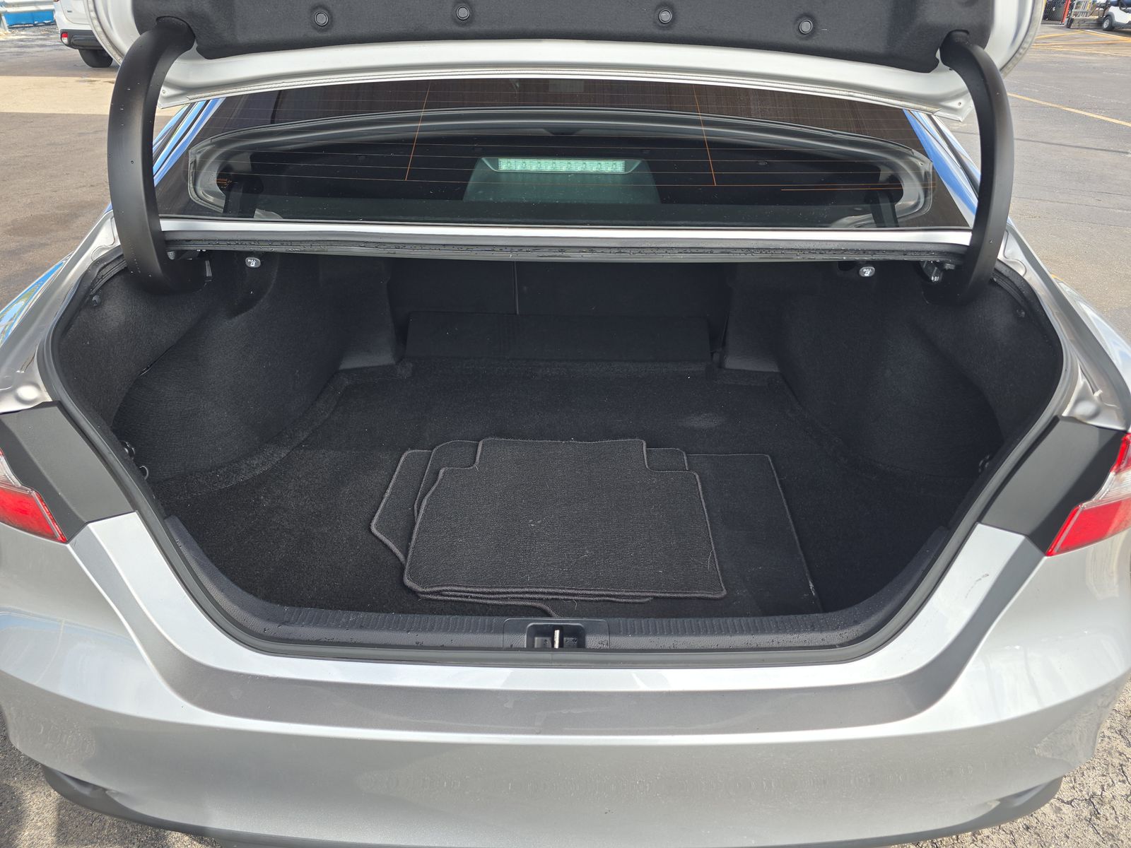 2021 Toyota Camry Hybrid LE FWD