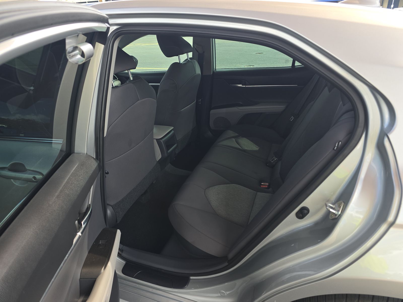 2021 Toyota Camry Hybrid LE FWD