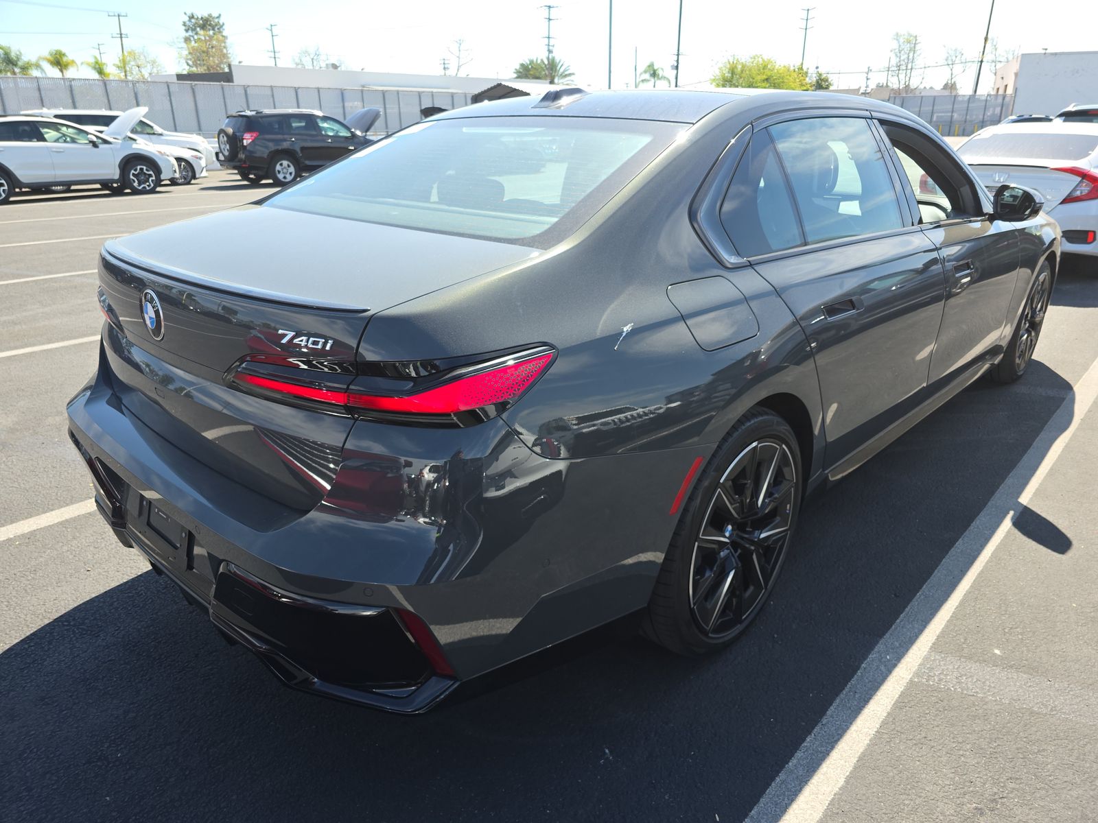 2025 BMW 7 Series 740i RWD