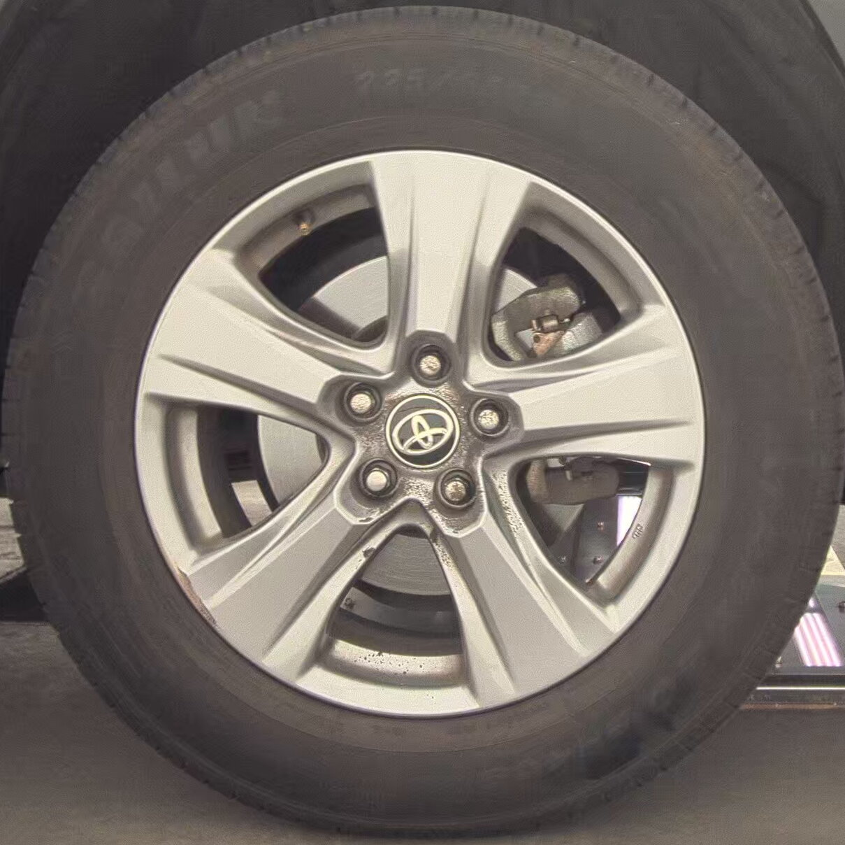 2024 Toyota RAV4 XLE AWD