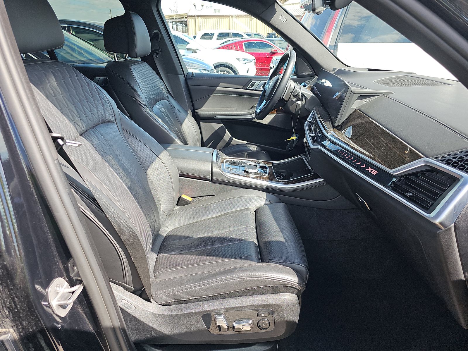 2025 BMW X5 xDrive50e AWD