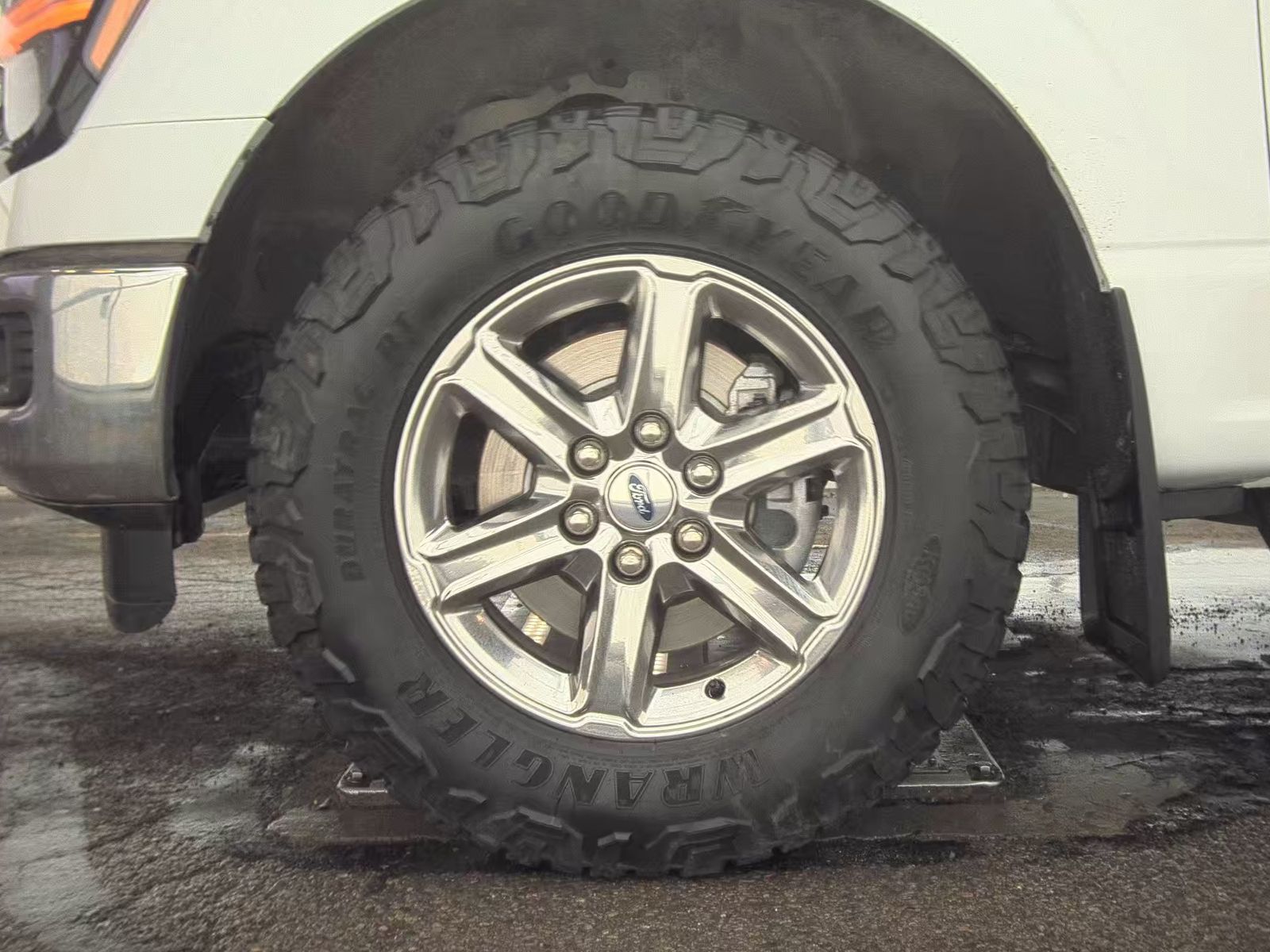 2024 Ford F-150 XLT AWD