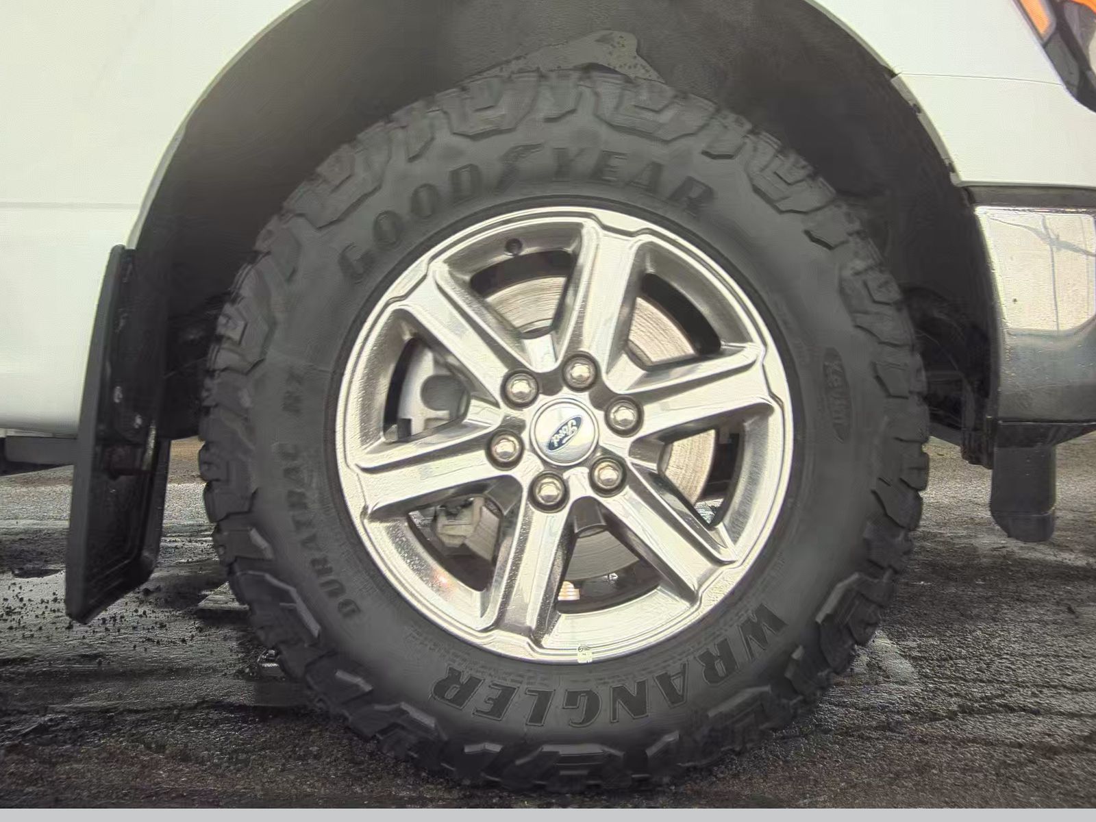 2024 Ford F-150 XLT AWD