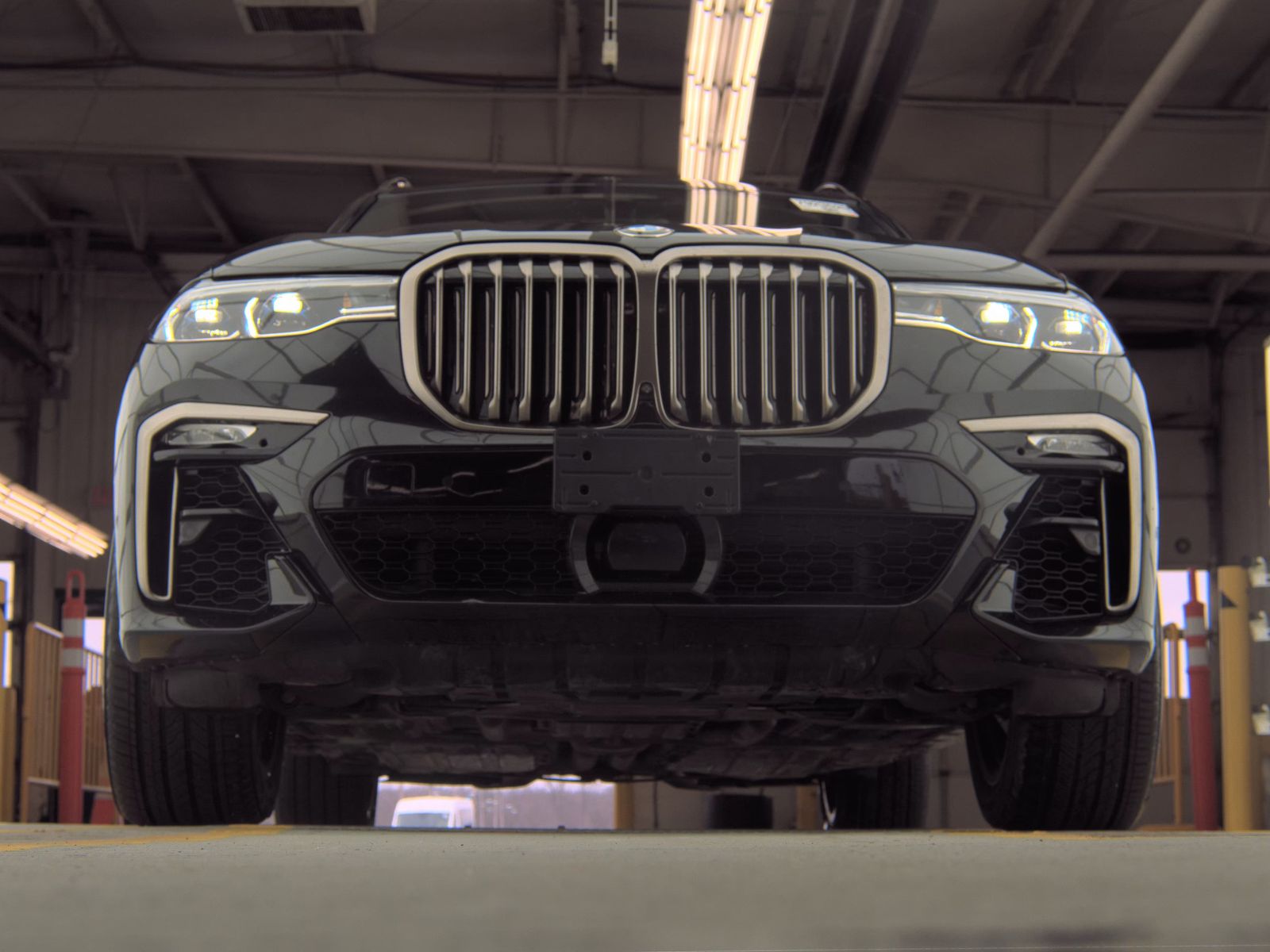 2021 BMW X7 M50i AWD