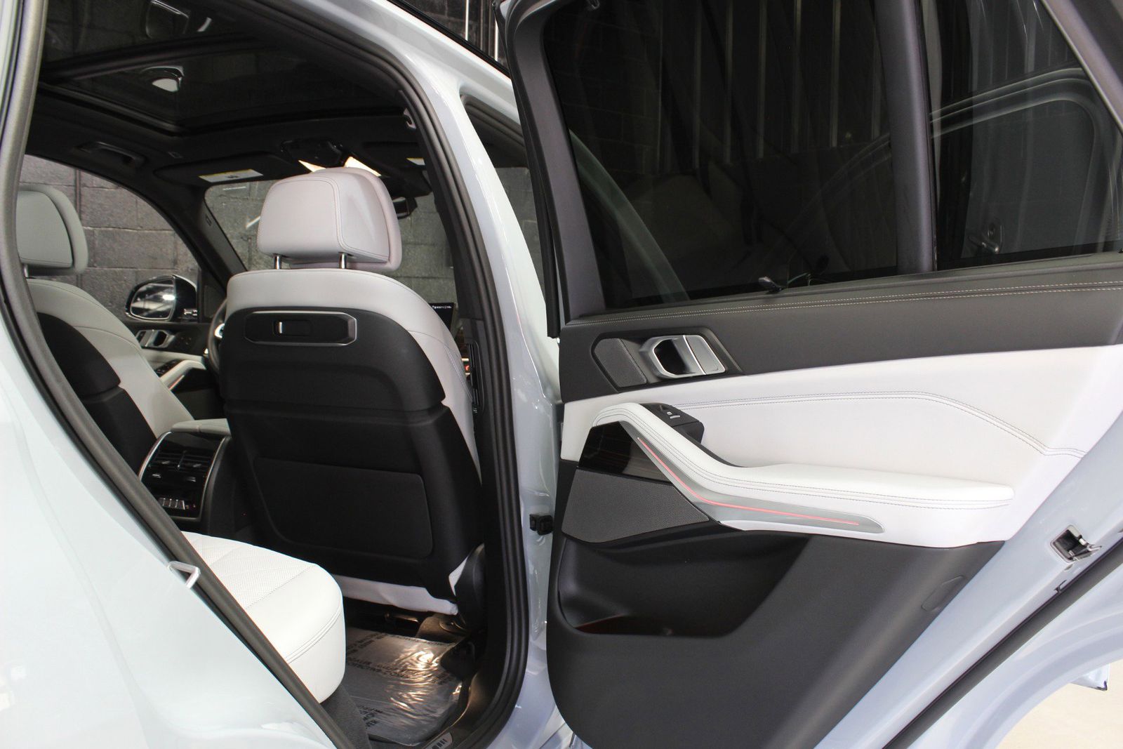 2025 BMW X5 sDrive40i RWD