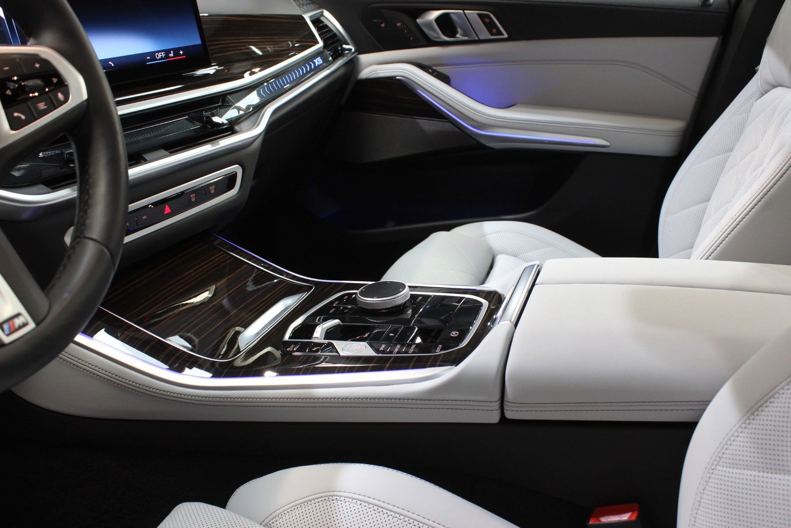 2025 BMW X5 sDrive40i RWD