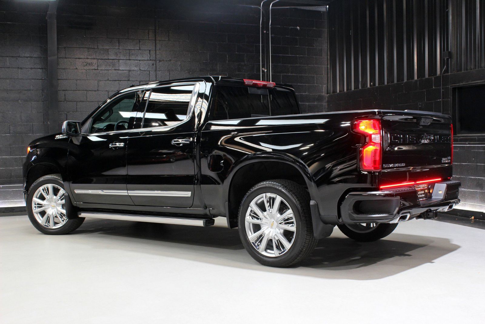 CHEVROLET HIGH COUNTRY - 9