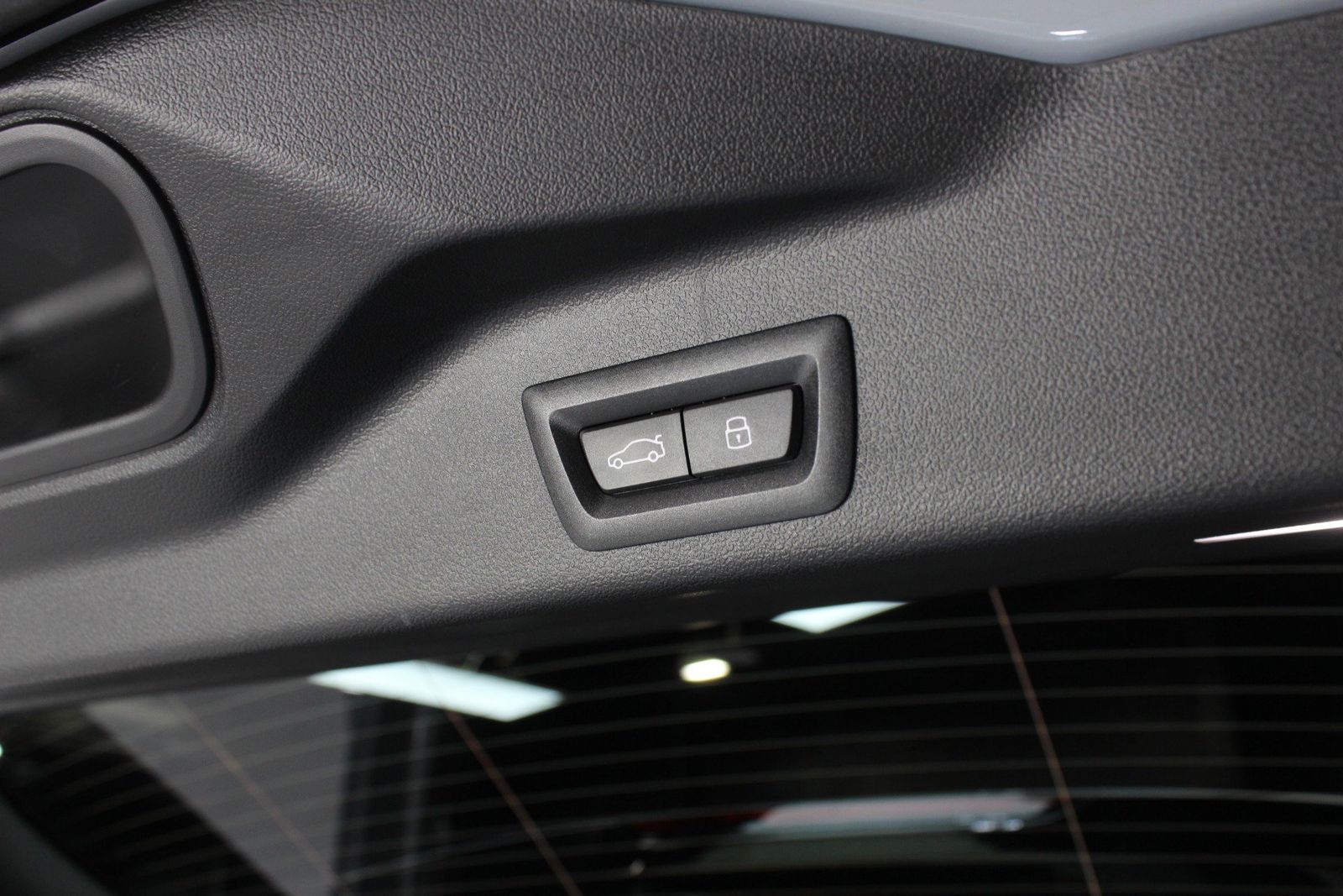 2025 BMW X5 sDrive40i RWD