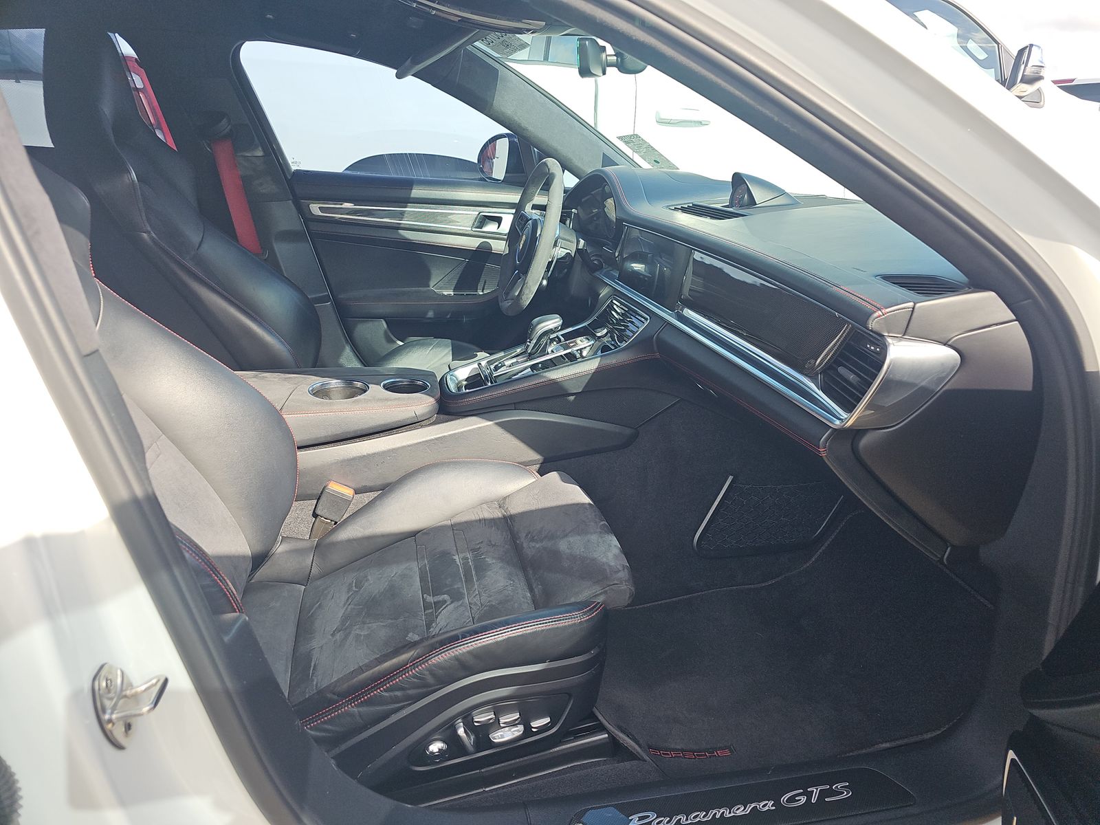 2019 Porsche Panamera GTS AWD