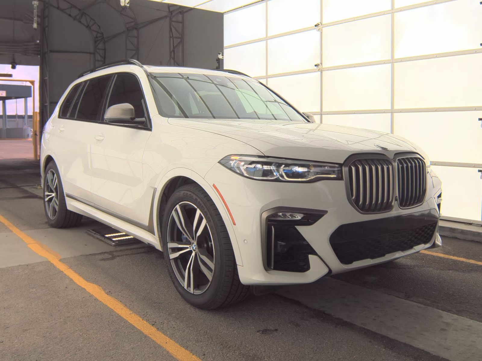2020 BMW X7 M50i AWD
