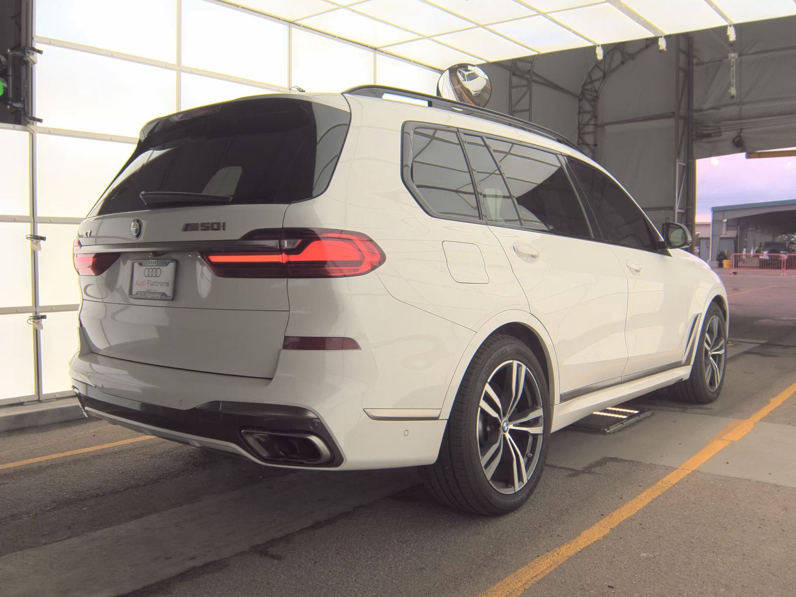 2020 BMW X7 M50i AWD