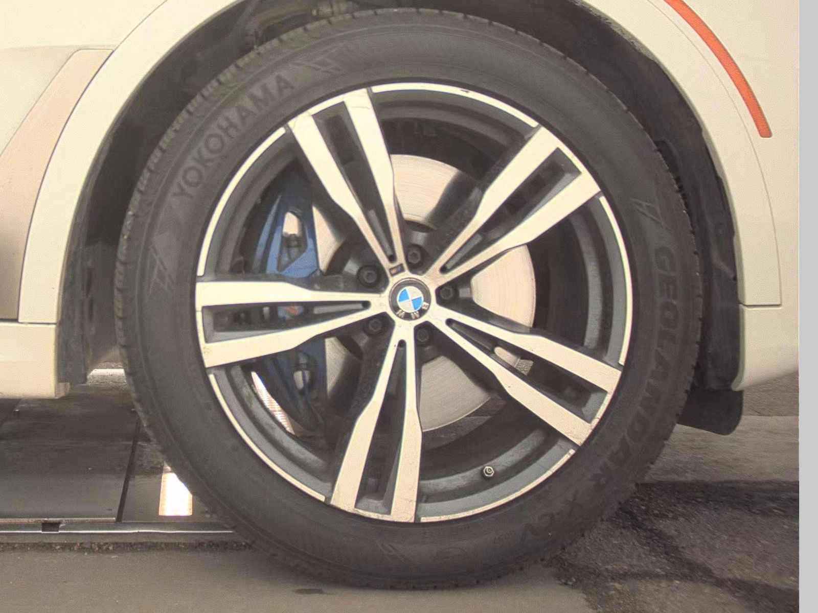 2020 BMW X7 M50i AWD