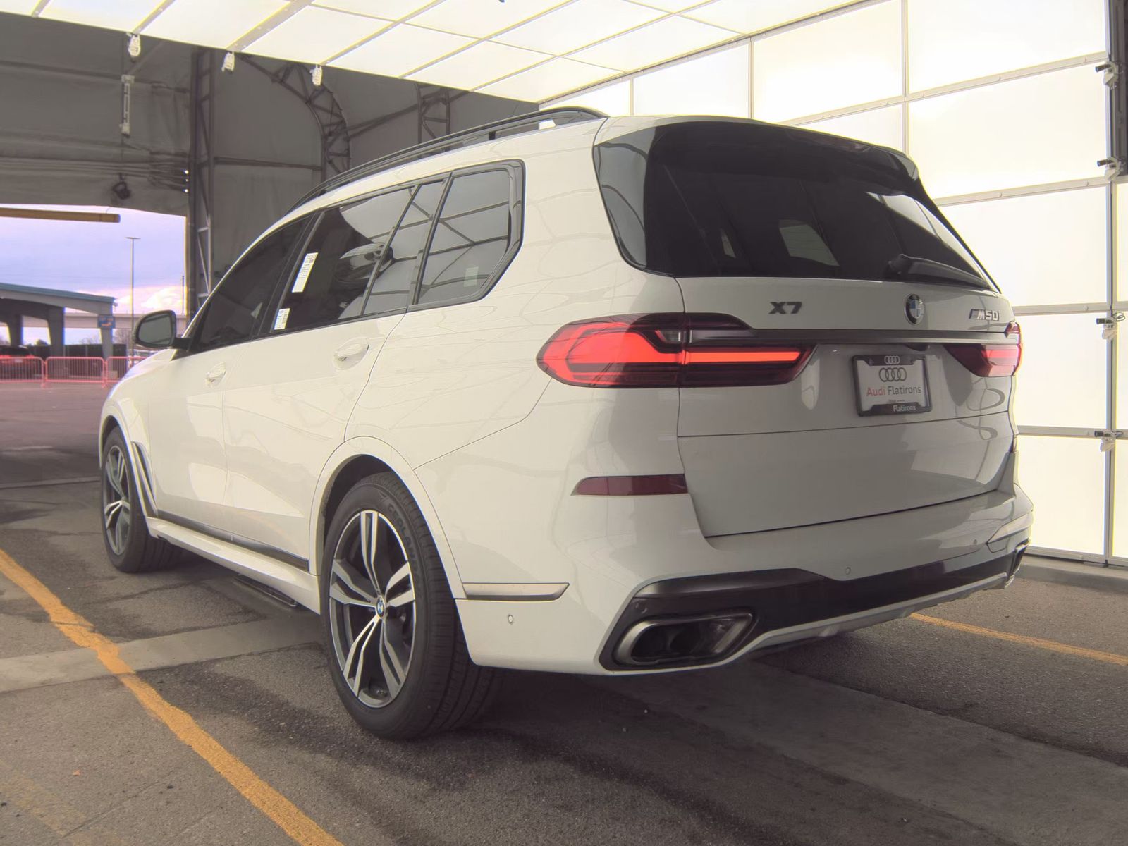 2020 BMW X7 M50i AWD