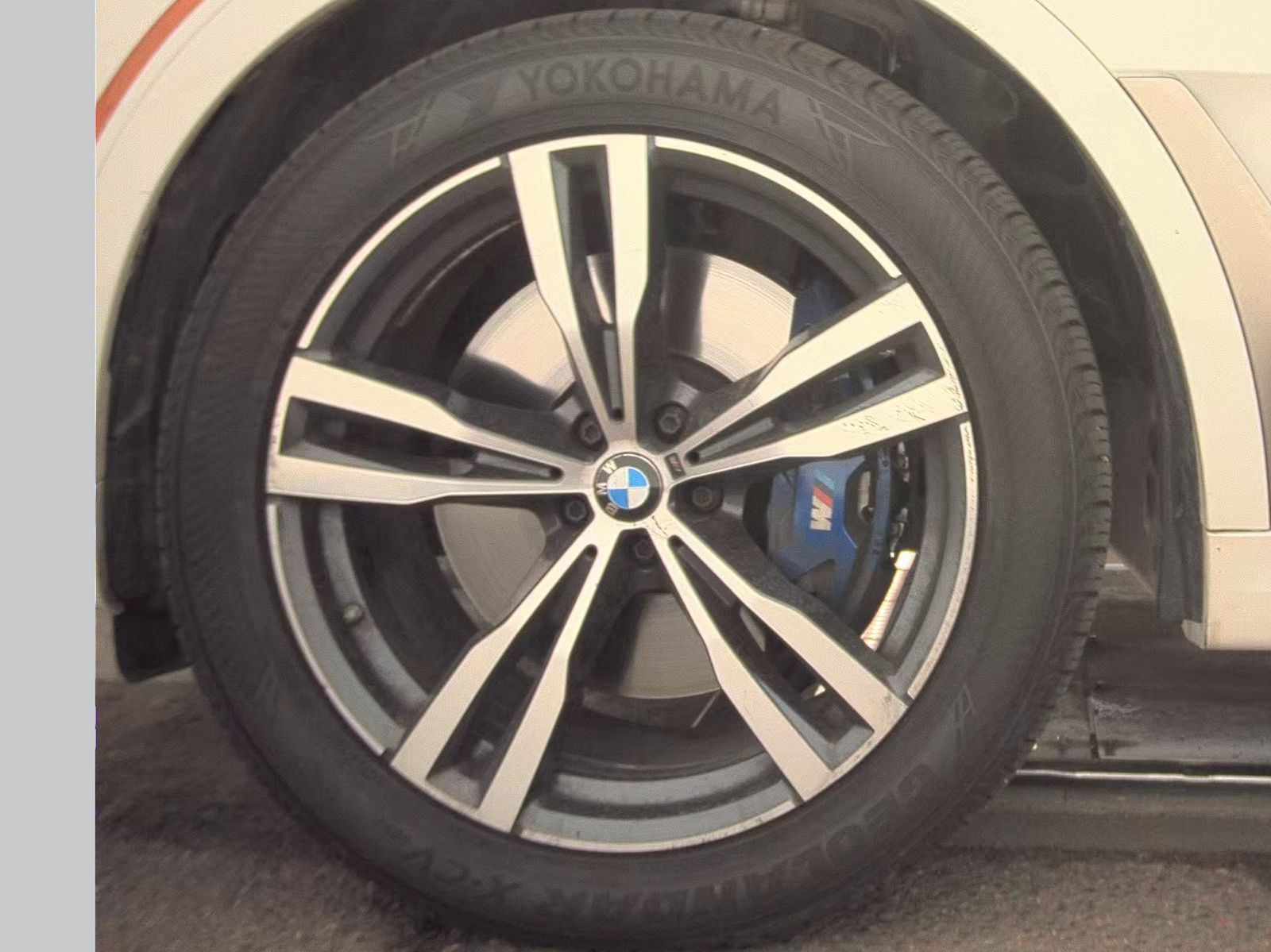 2020 BMW X7 M50i AWD