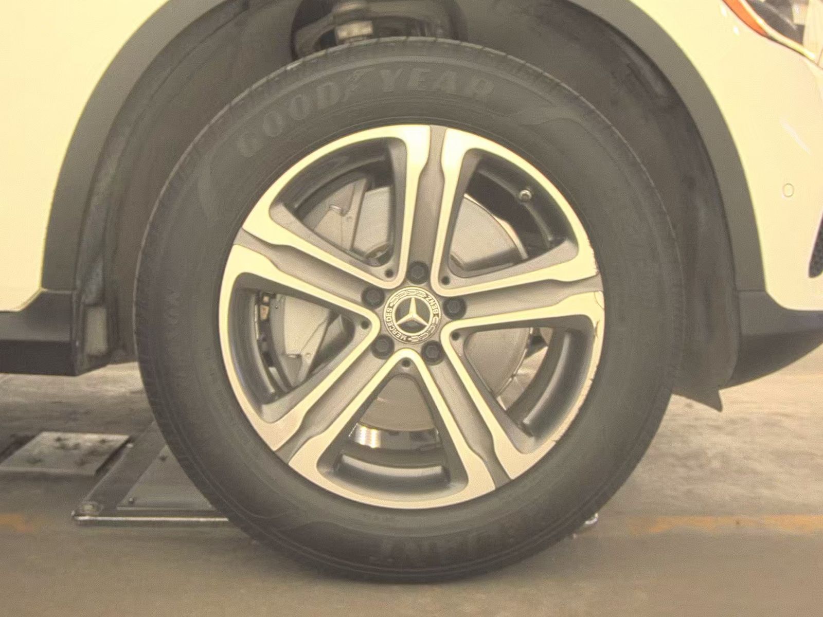 2021 Mercedes-Benz GLC GLC 300 RWD