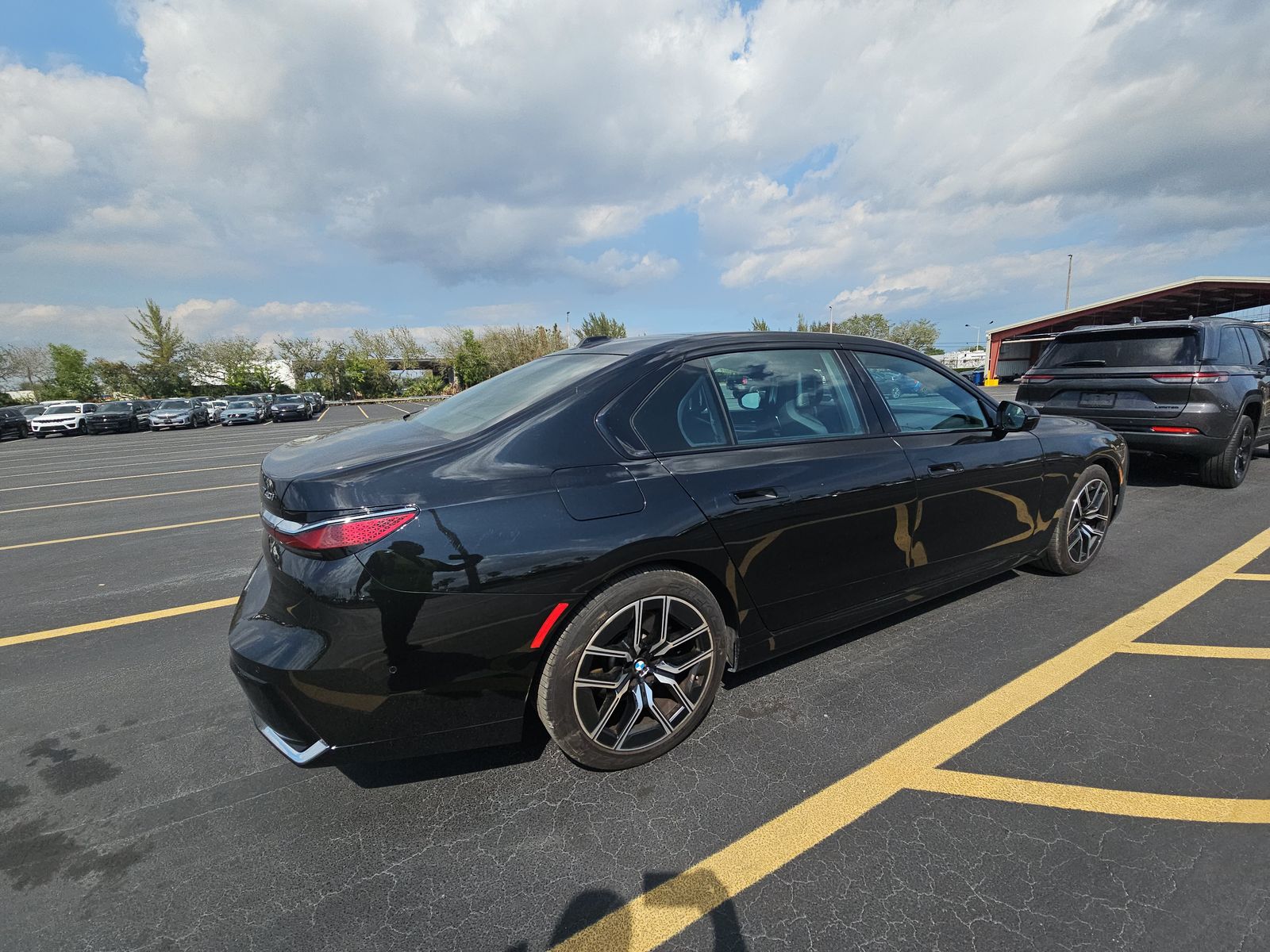 2025 BMW 7 Series 740i RWD