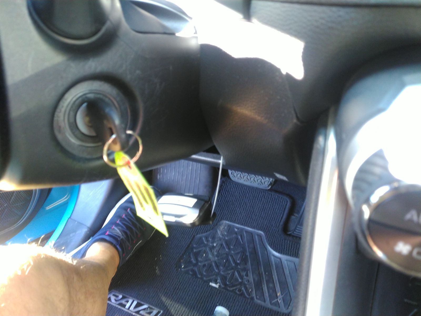 2020 Toyota RAV4 Hybrid LE AWD