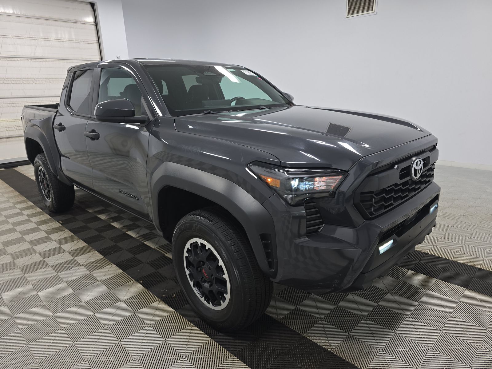 2024 Toyota Tacoma TRD Off-Road AWD