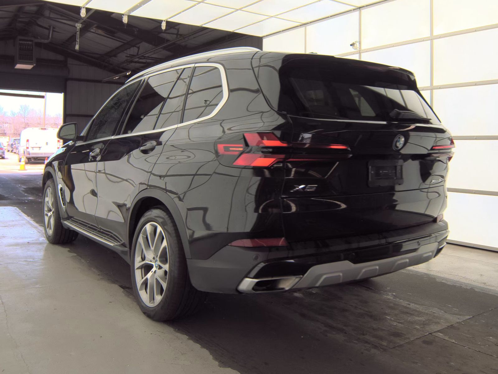 2025 BMW X5 xDrive50e AWD