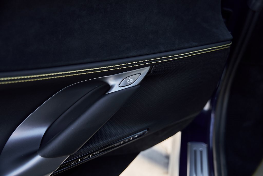 2023 Ferrari SF90 Stradale Base AWD