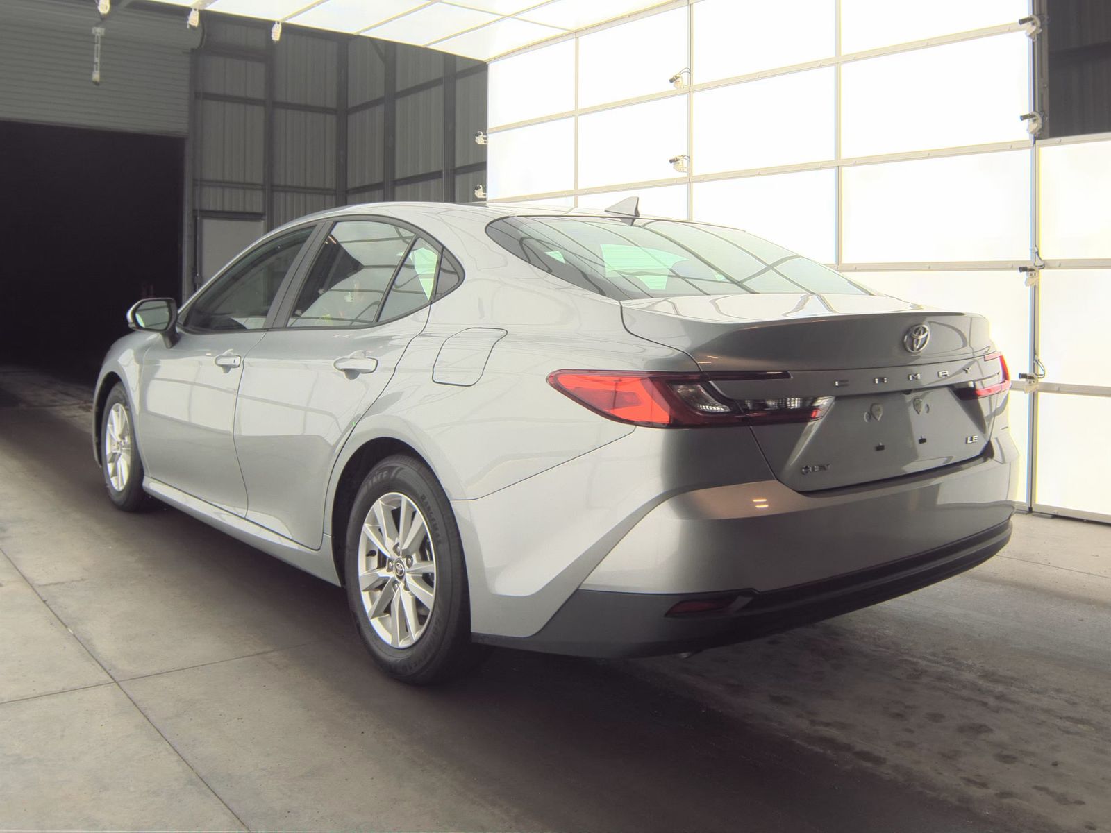 2025 Toyota Camry LE FWD