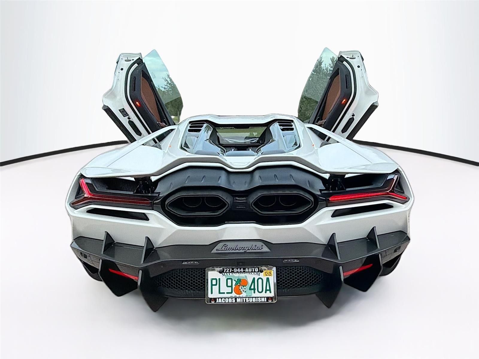 2024 Lamborghini Revuelto Base AWD