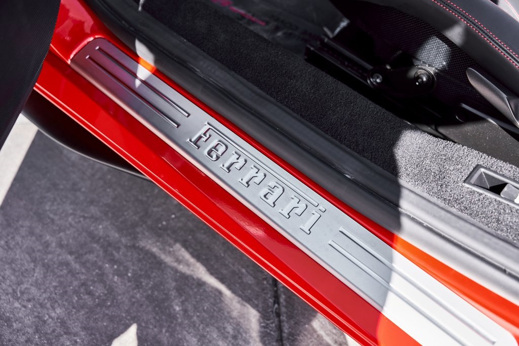 2022 Ferrari F8 Base RWD