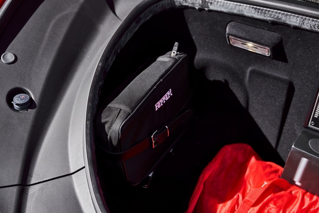 2022 Ferrari F8 Base RWD