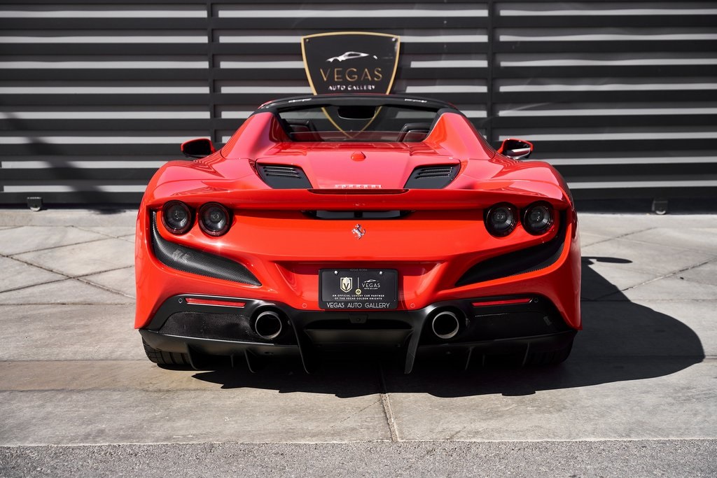 2022 Ferrari F8 Base RWD