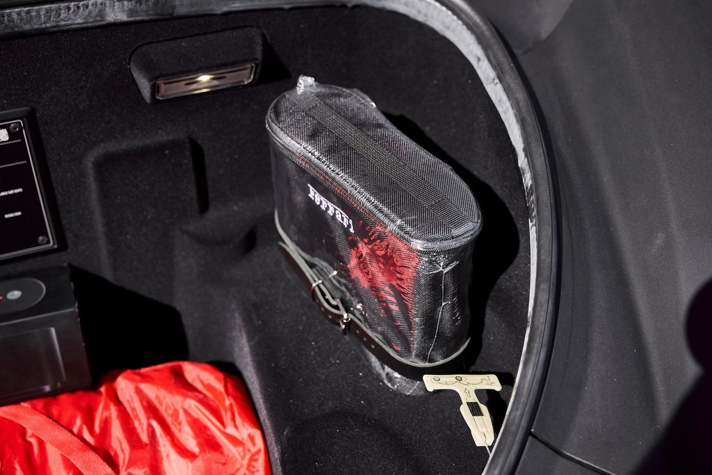 2022 Ferrari F8 Base RWD