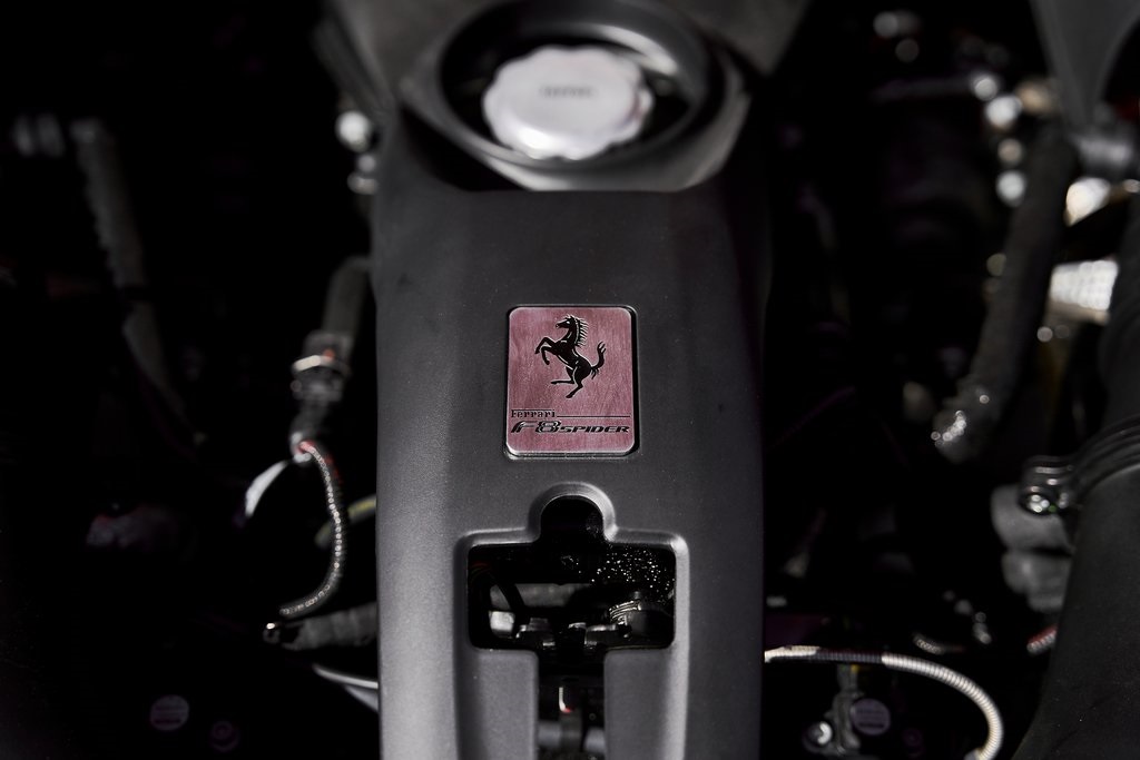 2022 Ferrari F8 Base RWD