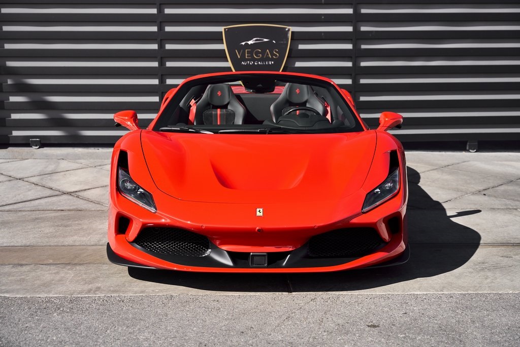 2022 Ferrari F8 Base RWD