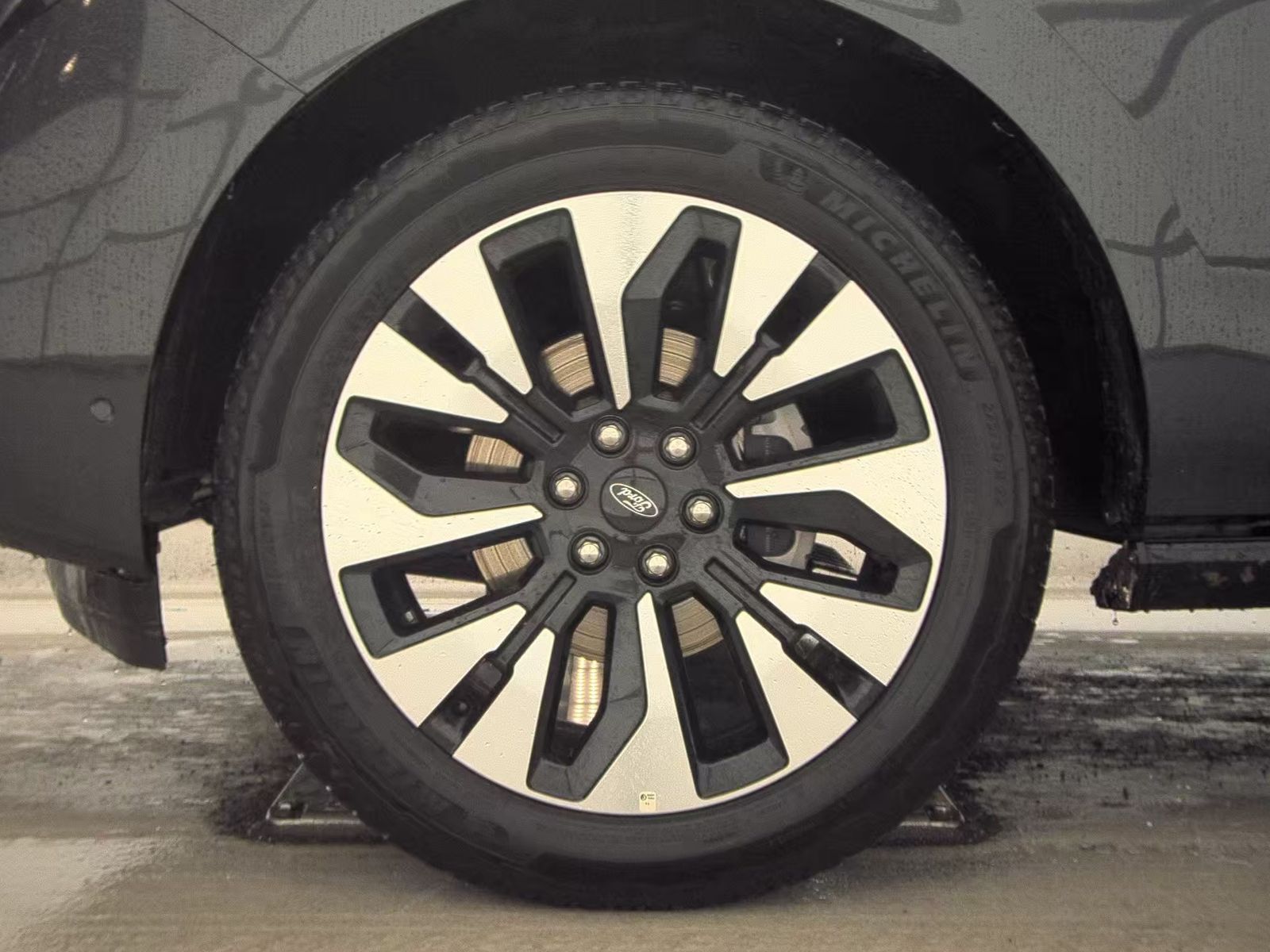FORD EXPEDITION MAX - 10
