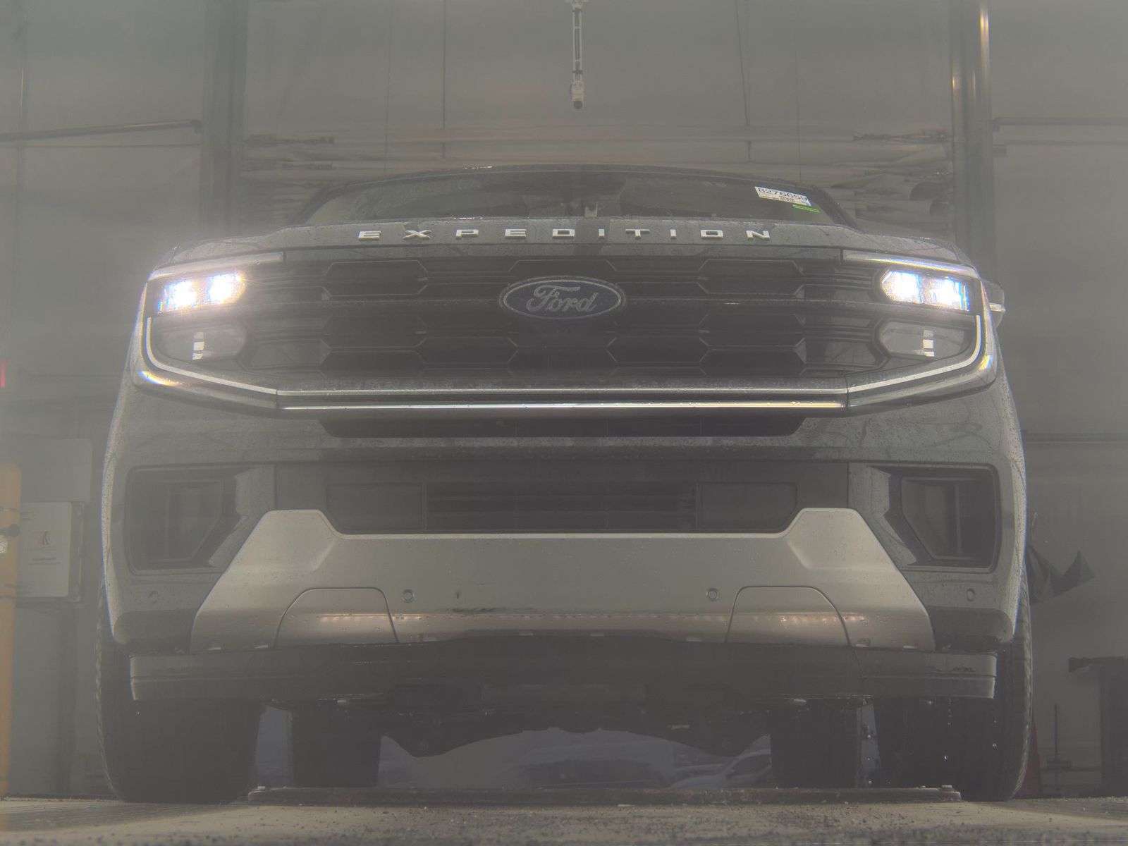 FORD EXPEDITION MAX - 4