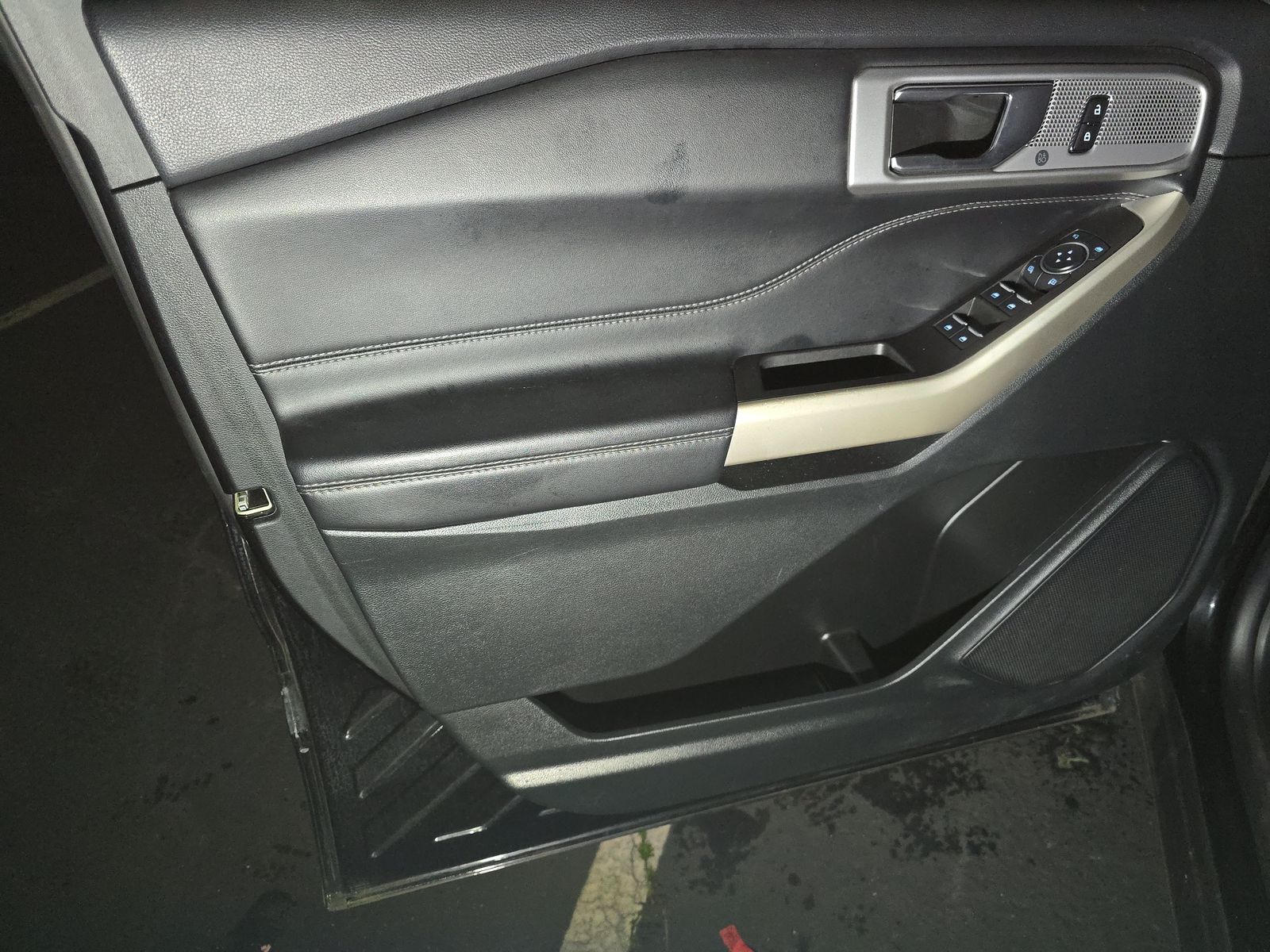 2023 Ford Explorer Limited RWD