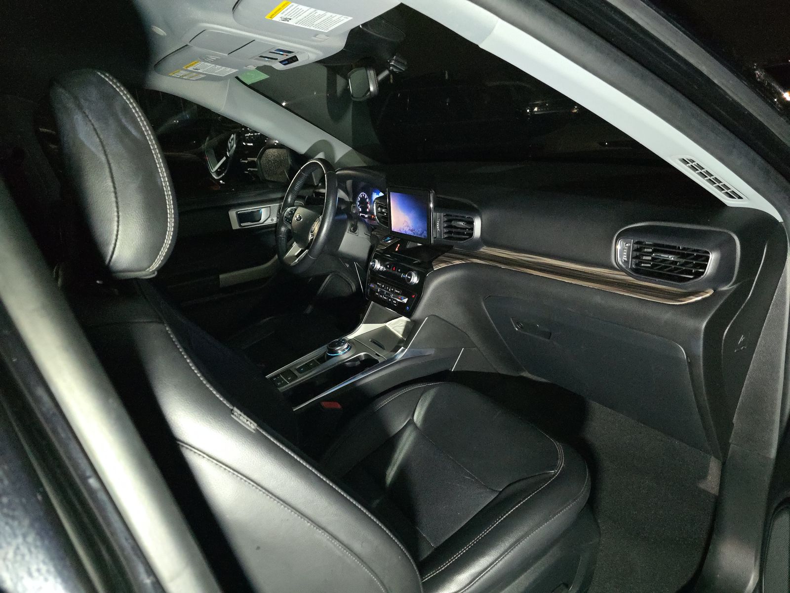 2023 Ford Explorer Limited RWD