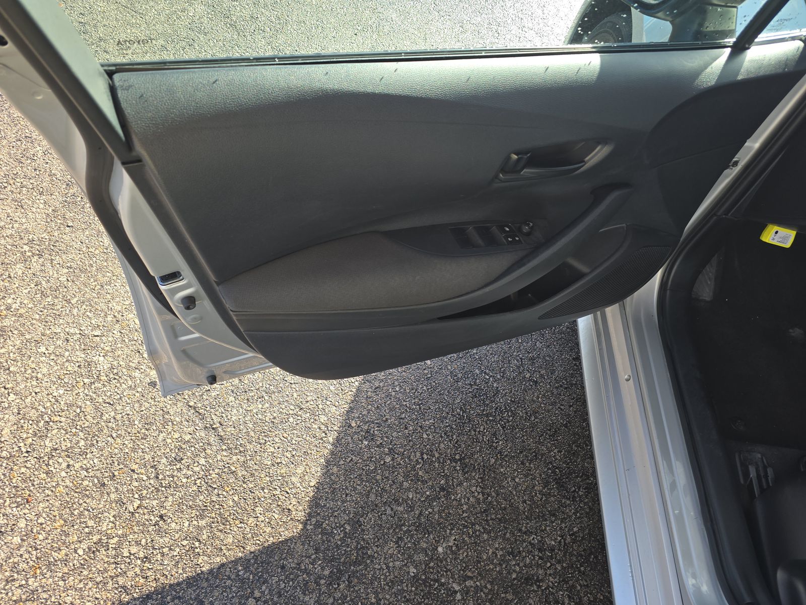 2024 Toyota Corolla LE FWD