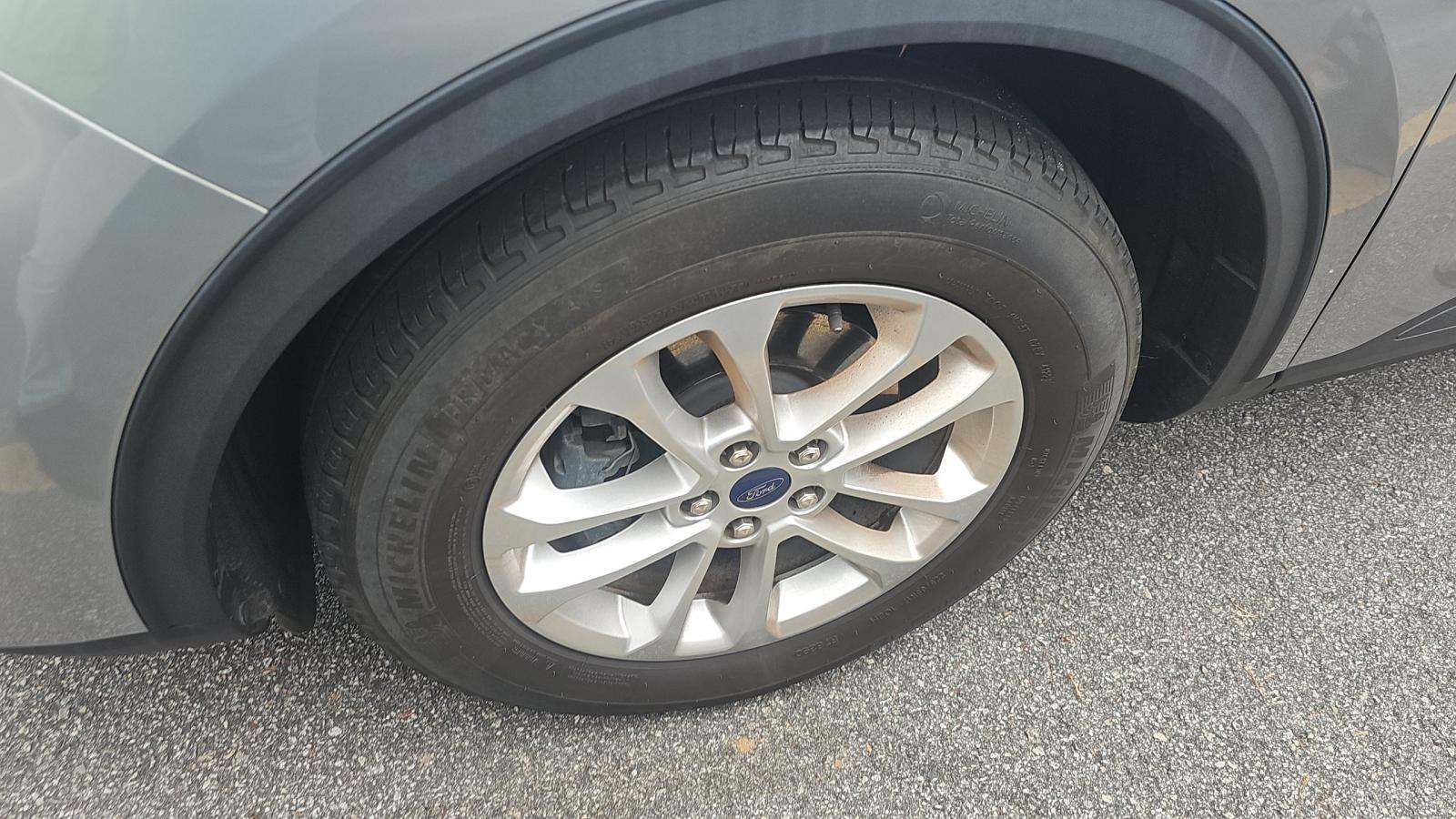 2022 Ford Escape SE FWD